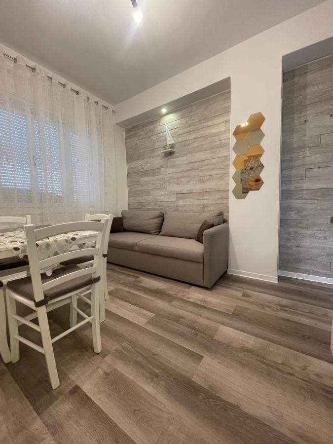 Apartments Tatjana Crikvenica Exterior photo