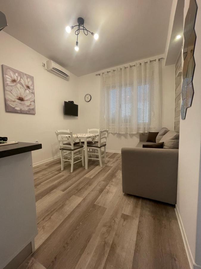 Apartments Tatjana Crikvenica Exterior photo